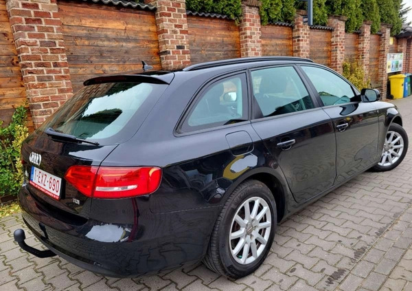 Audi A4 cena 35900 przebieg: 250000, rok produkcji 2012 z Kleczew małe 379